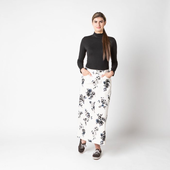 nC Classic Floral Skirt - Image 5